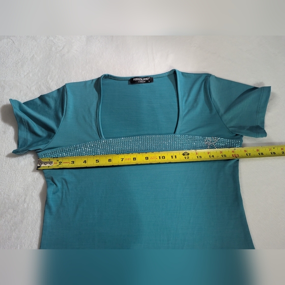 Vintage Stylish Teal Top with Rhinestone Detail - Picture 6 of 8